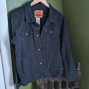 Levi's trucker jean jacket